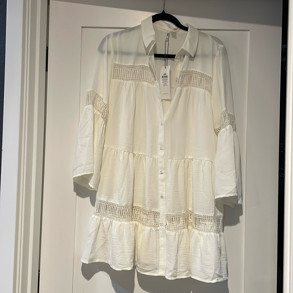 Lace tunic blouse, size 6